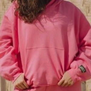 DAILY DRILLS CHEEKS SWEATSET